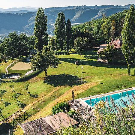 Nikis Resort Губио Екстериор снимка